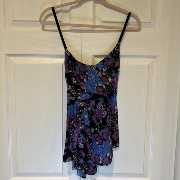 Free People Womens Top M Purple Boho Some Like‎ It Hot Floral Cut Out Strappy - Picture 14 of 14